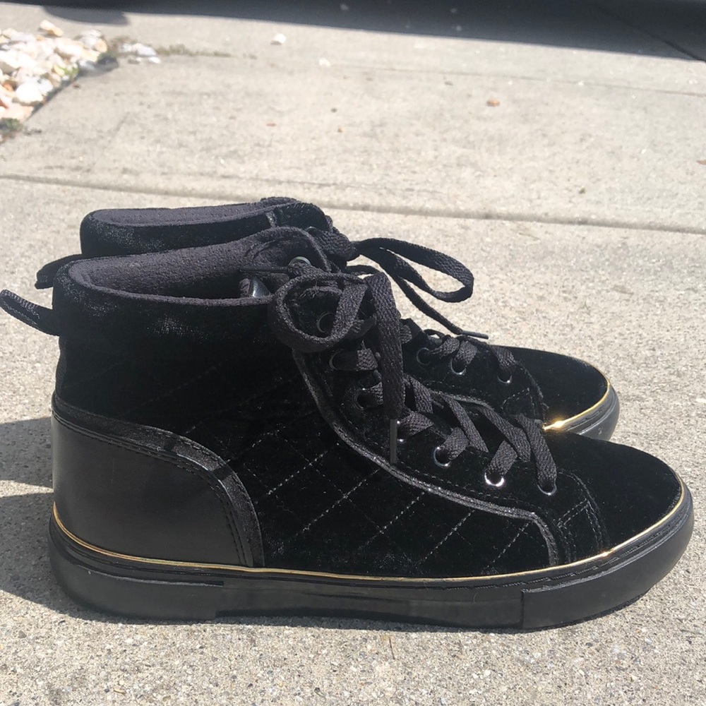 GUESS high top sneakers
